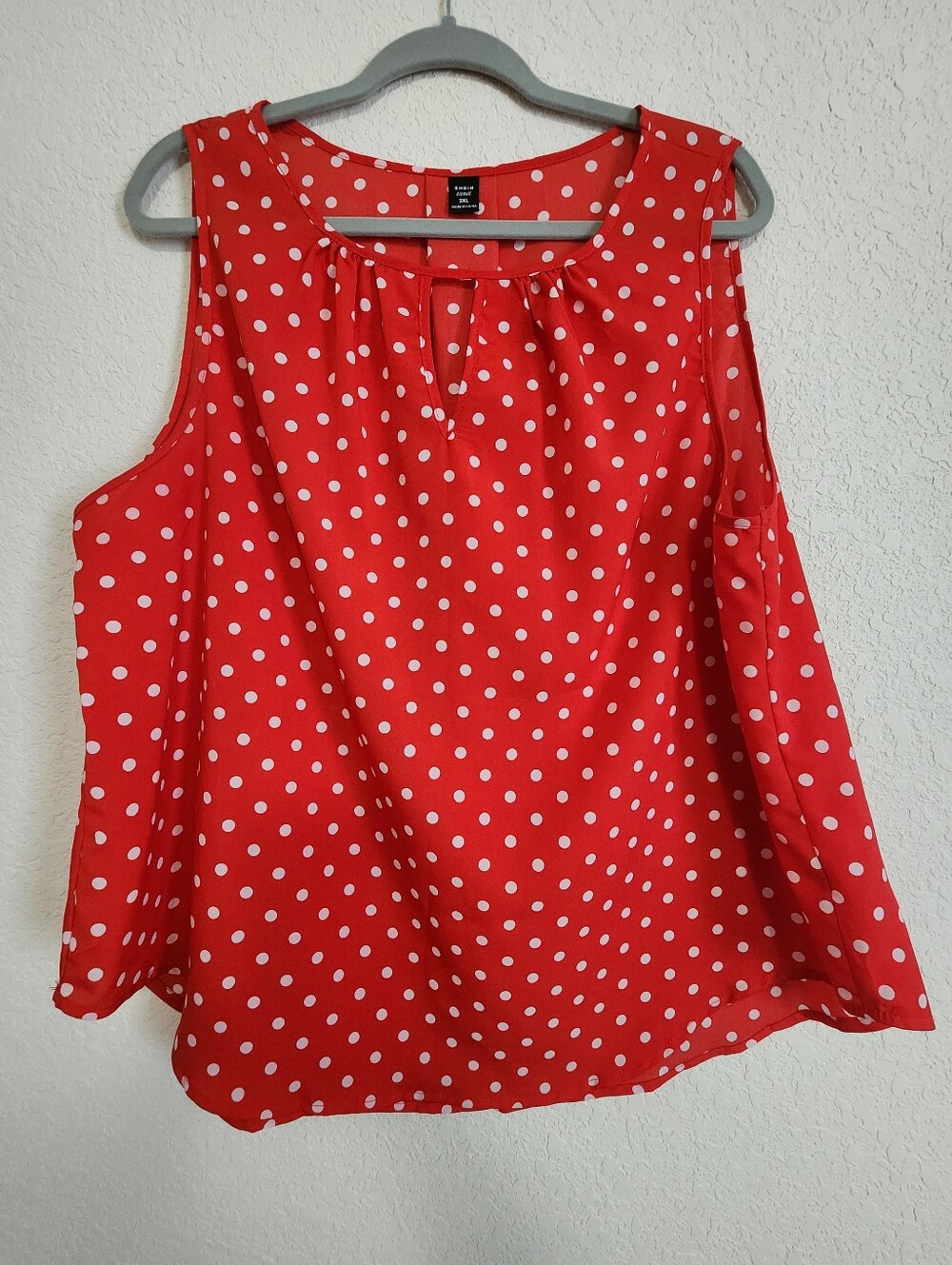 Women's Red Polka Dot Sleeveless Blouse